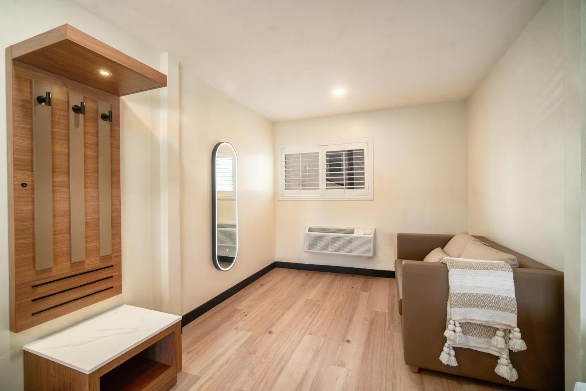 Lyfe Inn & Suites By Aga - Beverly Hills Los Angeles Exterior foto
